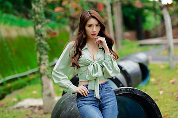 Asian Beauty in Jeans, outdoors, model, jeans, brunette HD wallpaper