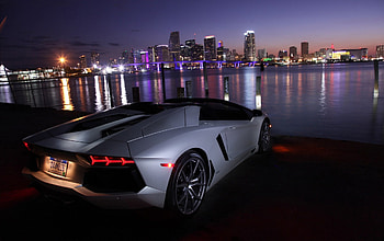 Dana Lee Klug Lamborghini, , dana lee klug, twitter, facebook HD wallpaper