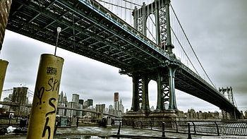 manhattan bridge from brooklyn, bridge, river, city, graffiti HD wallpaper