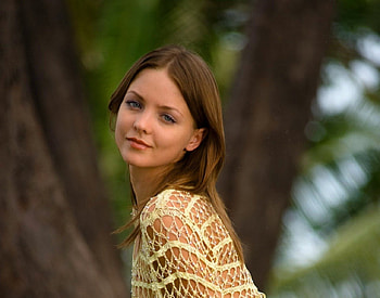 Lovely and cute, smile, eyes, face, cute, lips, lovely girl, girl HD wallpaper