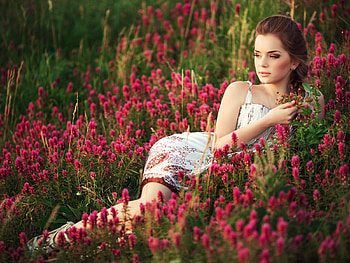 Garden Beauty, model, pretty, brunette, garden, flowers, girl, beauty HD wallpaper