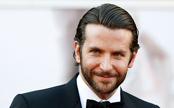 Bradley Cooper, Genuine smile, Male actor, High-definition background HD wallpaper
