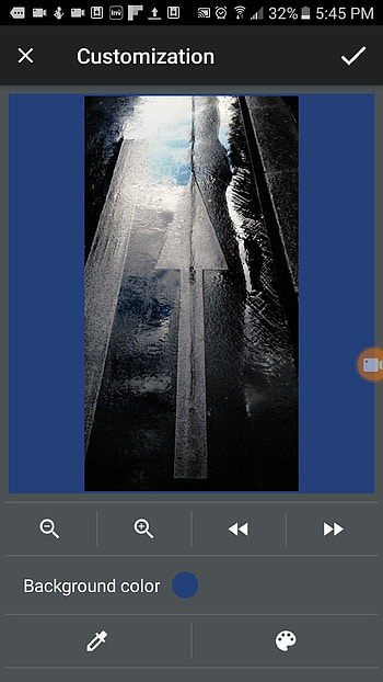 Once done, center the cinemagraph to fit your screen, then tap on 
