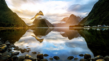 Mitre Peak, Milford Sound, Fiordland National Park, New Zealand's beauty HD wallpaper
