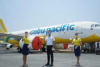 Cebu Pacific Air, Safety measures, Contactless flights HD wallpaper