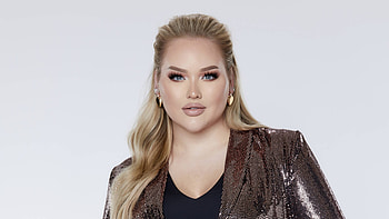 NikkieTutorials, Eurovision presenter, NOS interview, Extreme honor HD wallpaper