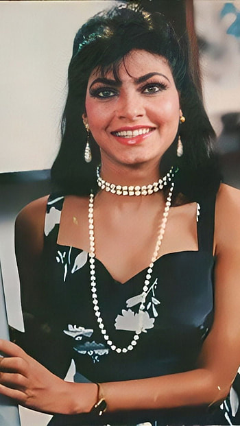 Kimi Khatar, bollywood actress HD phone wallpaper