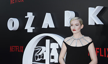 Julia Garner, Hottest , Maniac actress, Actress HD wallpaper