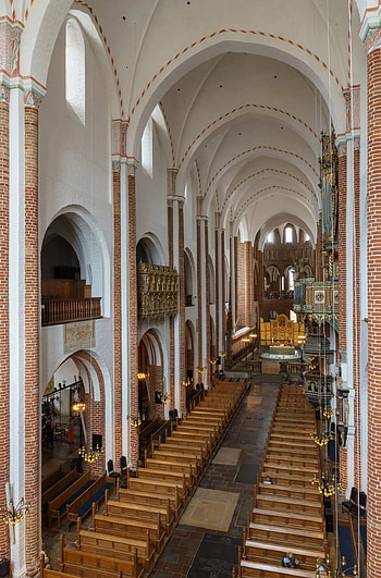 Roskilde Cathedral, Heritage site, Architectural wonder, Danish history HD phone wallpaper