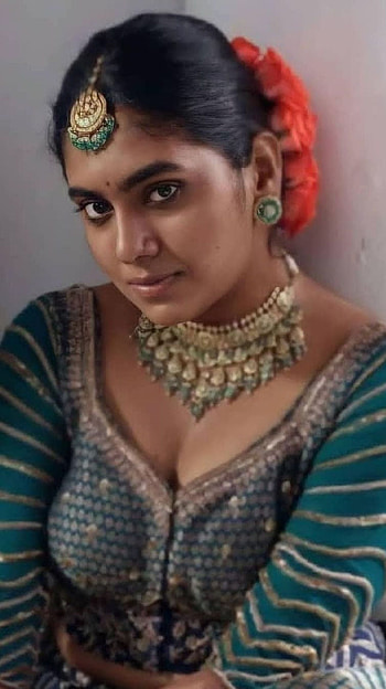 Nimisha Sajan, mallu actress, dusky HD phone wallpaper
