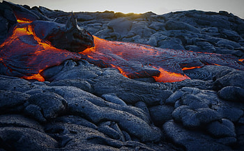 Hawaii Volcanoes National Park, Nature's wonders, Majestic volcanoes, Hawaiian paradise HD wallpaper