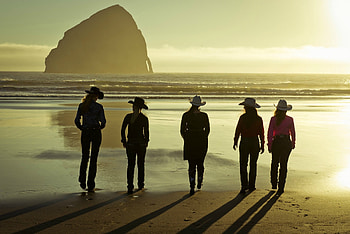 A Walk On The Beach, sand, beach, rock, cowgirls, waves, clouds, water, ocean, hats HD wallpaper