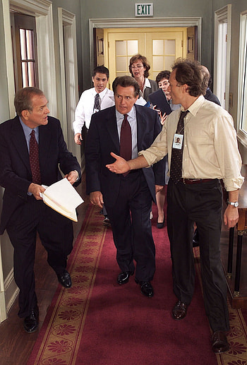 The West Wing, Behind the scenes, Fiction or reality, Boston Globe HD phone wallpaper