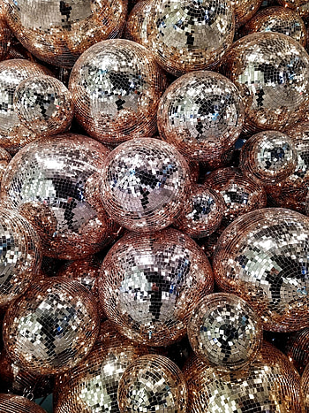 Decorations, Shine, Miscellanea, Miscellaneous, Brilliance, Balls, Mirror, Mirrored HD phone wallpaper