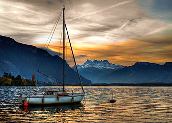 Boat in River, in river, boat, beautiful HD wallpaper