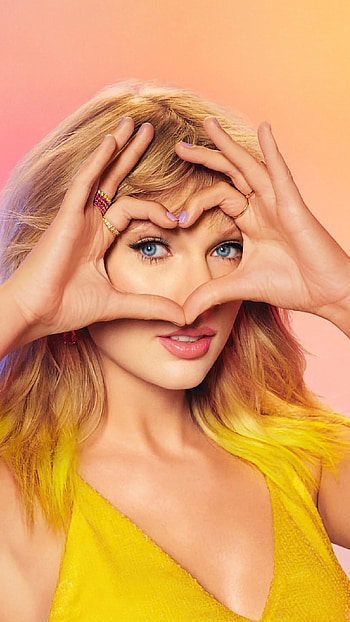 Finger Heart, Taylor Swift, Hand Heart, hand, heart HD phone wallpaper