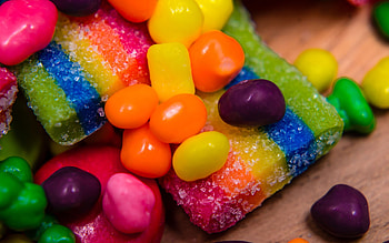 Close-up candy , Tempting treats, Sugary goodness, Mouth-watering HD wallpaper