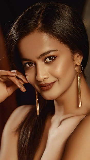 Subhra iyyappa, tamil actress HD phone wallpaper