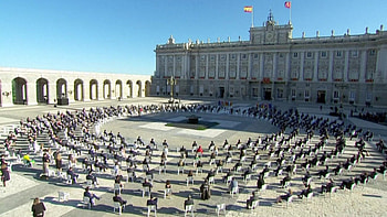 Madrid Palace, Memorial ceremony, COVID-19 victims, Spanish monarchy HD wallpaper