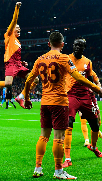 Galatasaray, sarıkırmızı, cicaldau, fernando muslera, Taylan Antalyalı, mbayediagne, cimbom, sofiane feghouli, kerem aktürkoğlu, nelsson, fatih terim, arda turan, marcao HD phone wallpaper