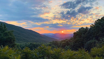 Sunrise over the Smoky Mountains, Great Smoky Mountains National Park, Tennessee, hills, sunst, colors, clouds, trees, landscape, sky, sun, usa HD wallpaper