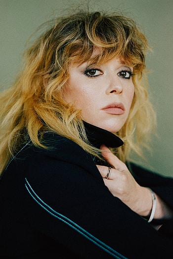 Natasha Lyonne, Profile , The Movie Database entries, Natasha's visual presence HD phone wallpaper