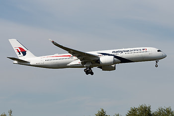 Malaysia Airlines, Travels, Plane drop incident, Technical issues HD wallpaper