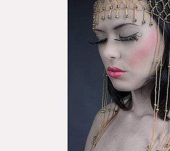 Beauti Woman, style, beats, gold, hair, woman HD wallpaper