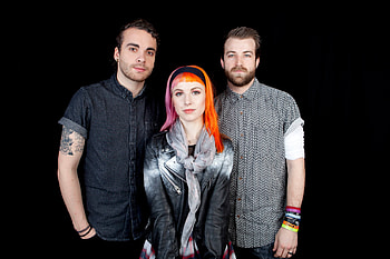 Paramore unseats Timberlake, No.1, Music news HD wallpaper
