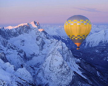 Ballooning Above the Bavarian Alps, Germany, hotair, snow, sky, nature, balloon, mountain HD wallpaper