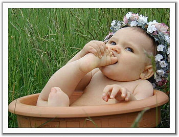 BEAUTIFUL INNOCENCE, baby, beautiful, bath, innocent HD wallpaper