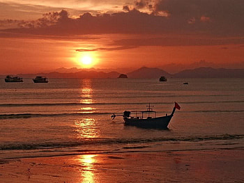 Longtail Boat at coast of Ao Nang, Thailand, boat, water, sunset, beach HD wallpaper