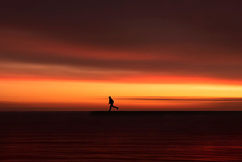 Sunset, Twilight, Horizon, Dark, Silhouette, Dusk, Run, Running HD wallpaper