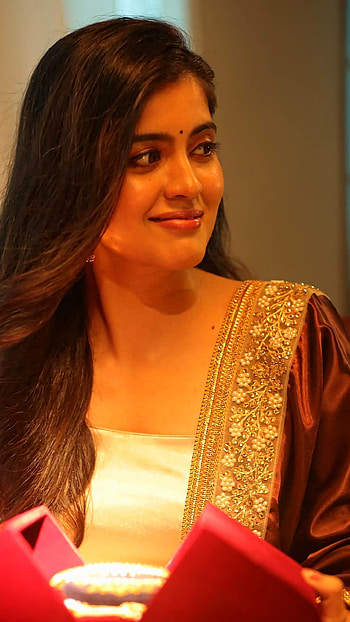 Amrita Iyer 000000, amrita iyer, tamil actress HD phone wallpaper