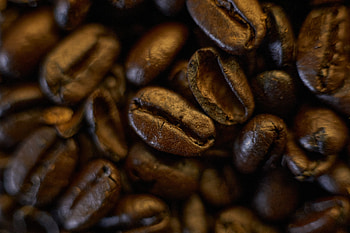 Coffee beans, roasted, shine, close up HD wallpaper