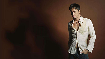 Enrique Iglesias HD wallpaper