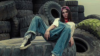 Girl In Denim Sitting At Tyre Yard, girls, model, hoot HD wallpaper