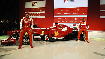 2013 Formula 1 car, formula, racing, grand prix, cars HD wallpaper