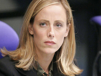 Kim Raver, sexy, american, blonde, actress HD wallpaper