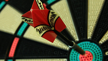 Darts , Precision aiming, Target practice, Competitive sport HD wallpaper