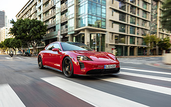 Porsche Taycan, 2022, front view, exterior, new red Taycan, electric cars, German cars, Porsche HD wallpaper