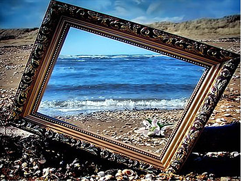 Ocean Mirror, blue, oceans, sand, peaceful, beauty, nice, beach, waves, flower, ocean, mirror, sea, frame, beautiful, stones, pretty, view, clouds, nature, sky, romantic, lovely, splendor HD wallpaper