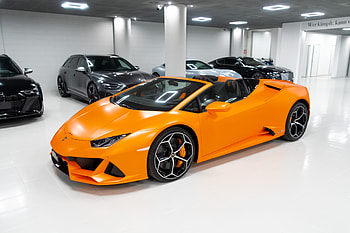 Garage, Lamborghini Huracan HD wallpaper