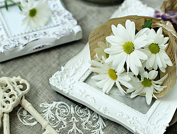 With Love, bouquet, keys, daisy, nature, flowers, for you, daisies HD wallpaper