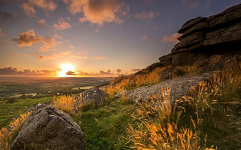 sunrise over fields in the valley, fields, rocks, valley, sunrise HD wallpaper