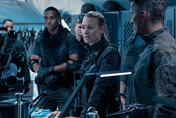 The Tomorrow War movie, Yvonne Strahovski HD wallpaper
