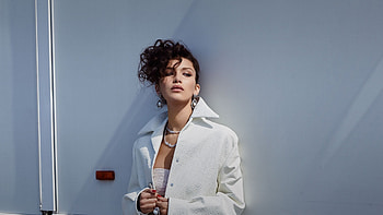 Bella Hadid, 2016 , Celebrities HD wallpaper