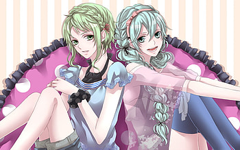 Hatsune Miku & Gumi, miku, volcaloids, sofa, singer, gumi HD wallpaper