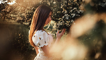 Floral Dreams At Dusk, girls, model, hoot, floral, dusk HD wallpaper