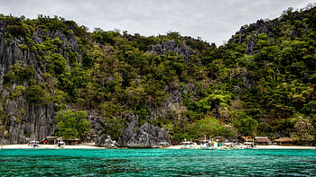 Palawan beaches, Tranquil shores, Macbook Air , Tropical escape HD wallpaper